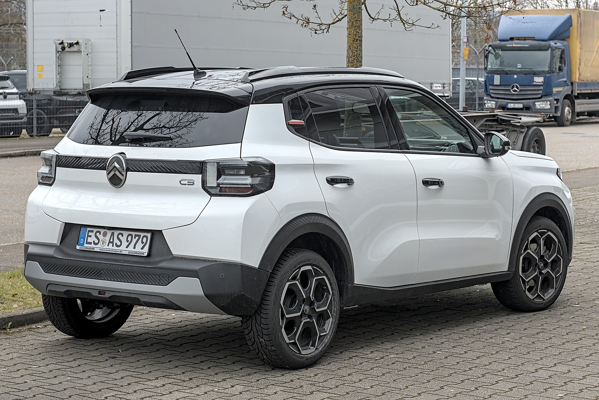 Citroën C3 fourth generation, rear three-quarter view