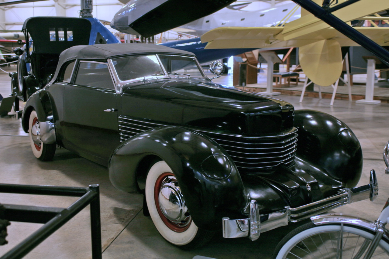 Cord 810 Phaeton convertible of 1936