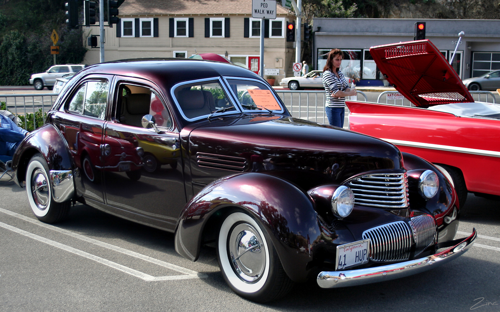 1941 Hupmobile Skylark saloon, front view