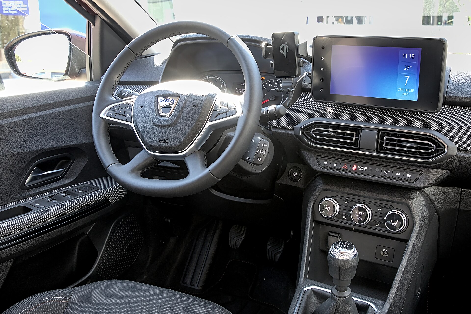 Dacia Jogger on display at the 2021 Munich Motor Show