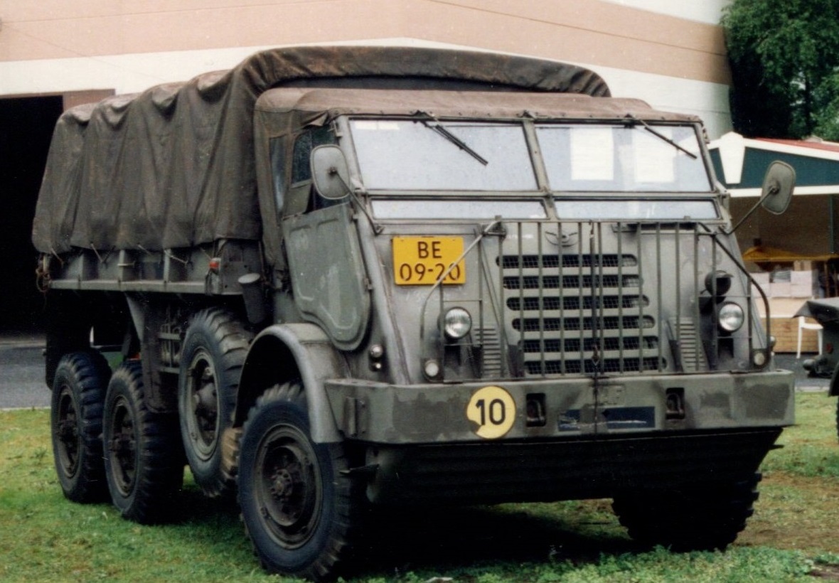 DAF YA-328 army truck