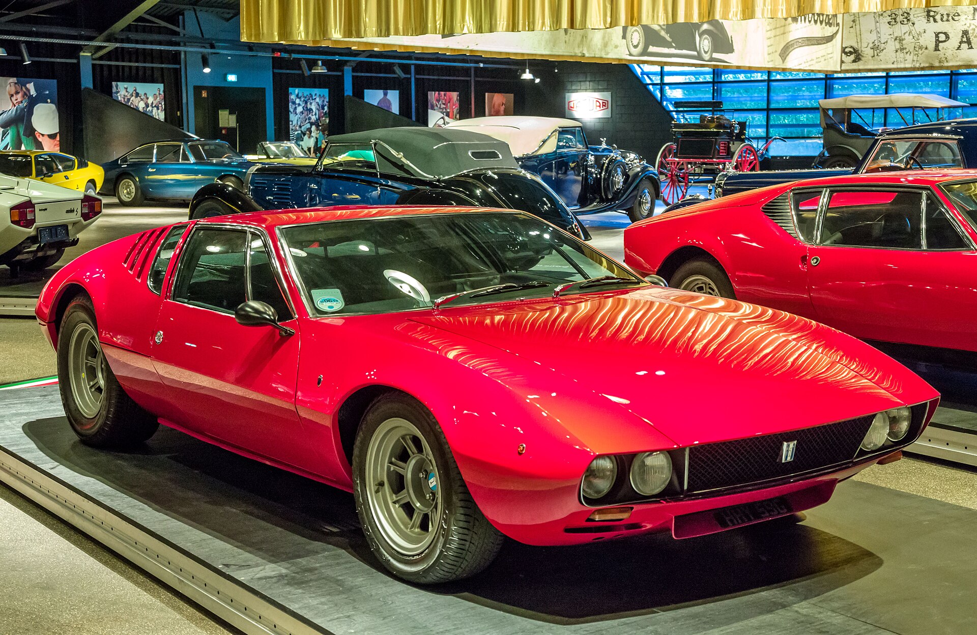 De Tomaso Mangusta mid-engined coupé