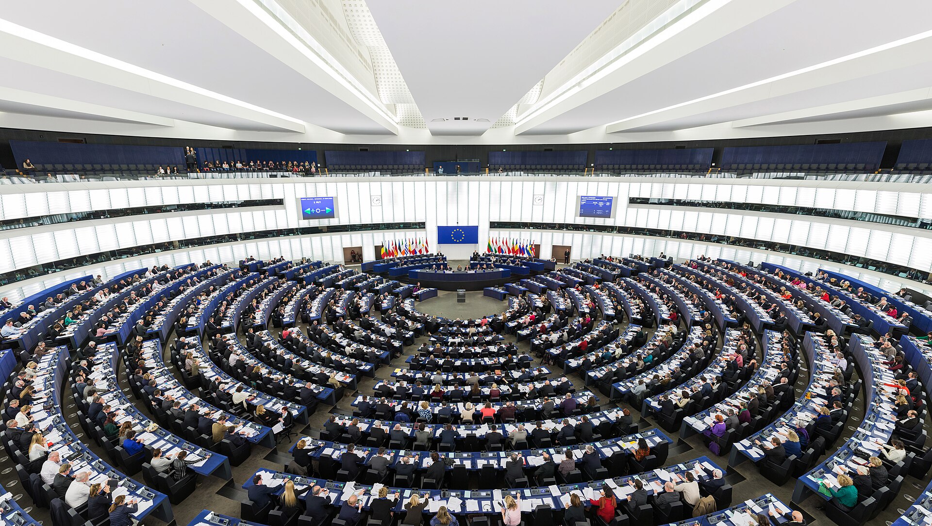 Company Car Fleets: EU Parliament Majority Waters Down EV Targets