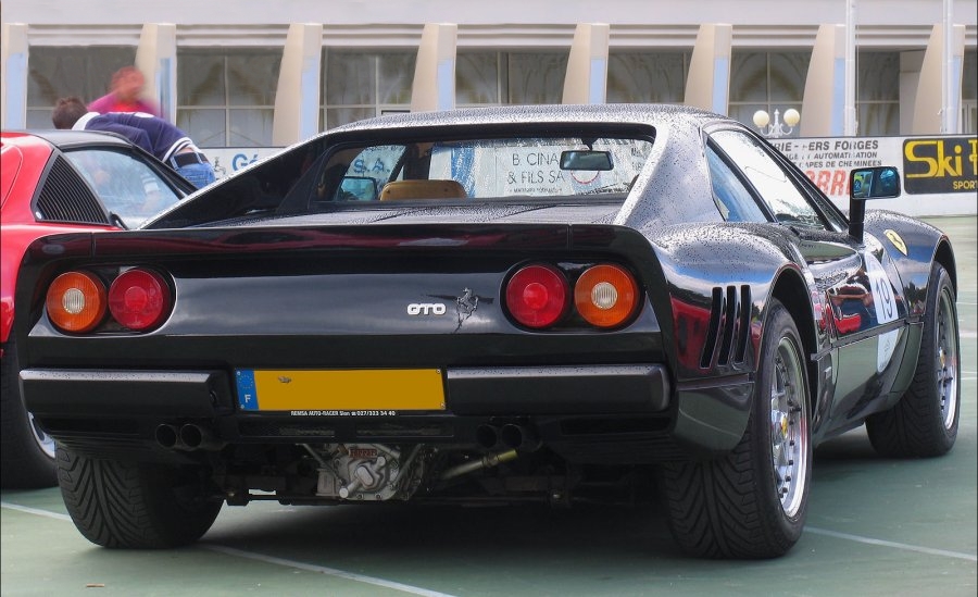 Ferrari 288 GTO rear view