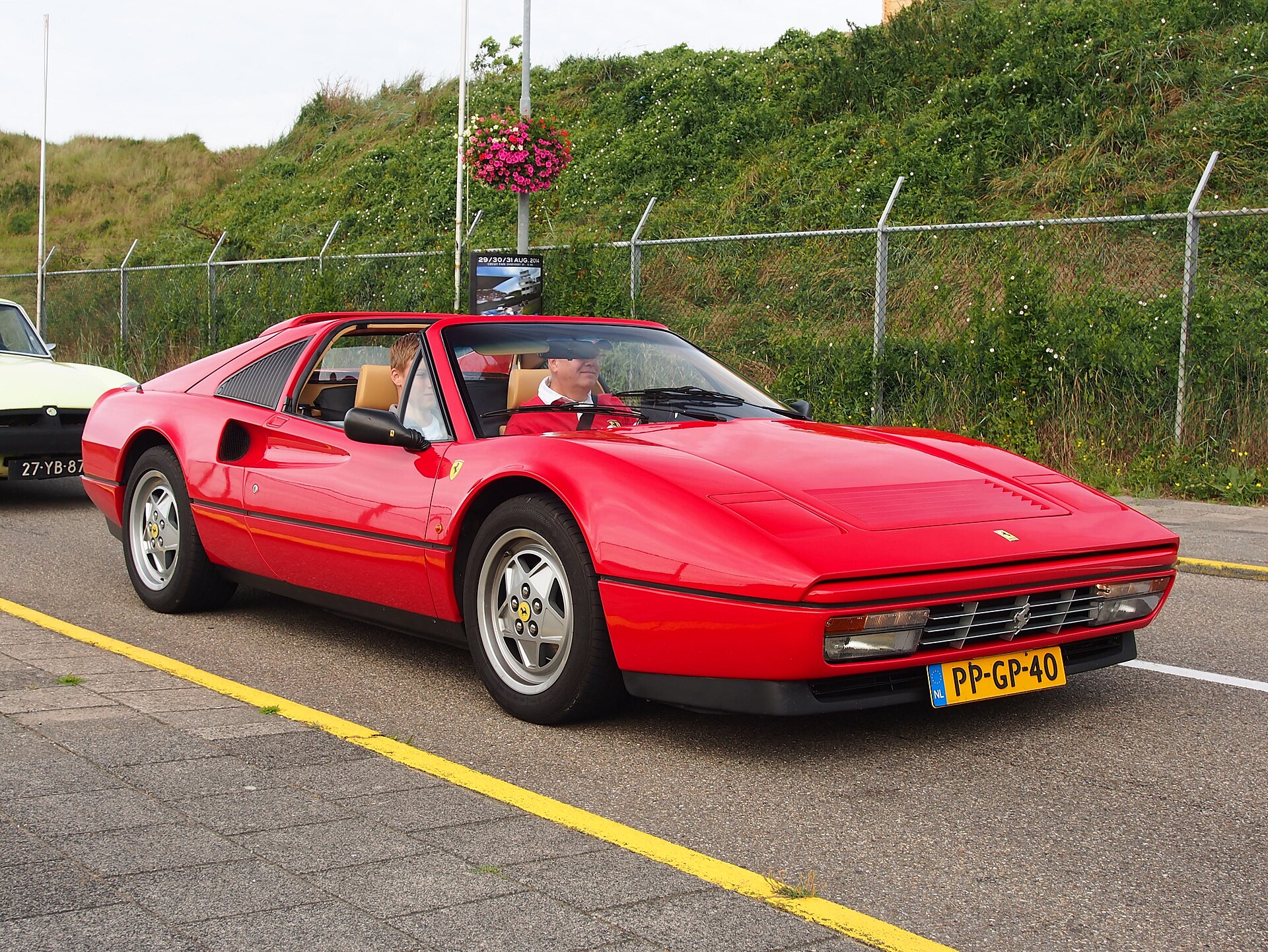 Red Ferrari 328 GTS