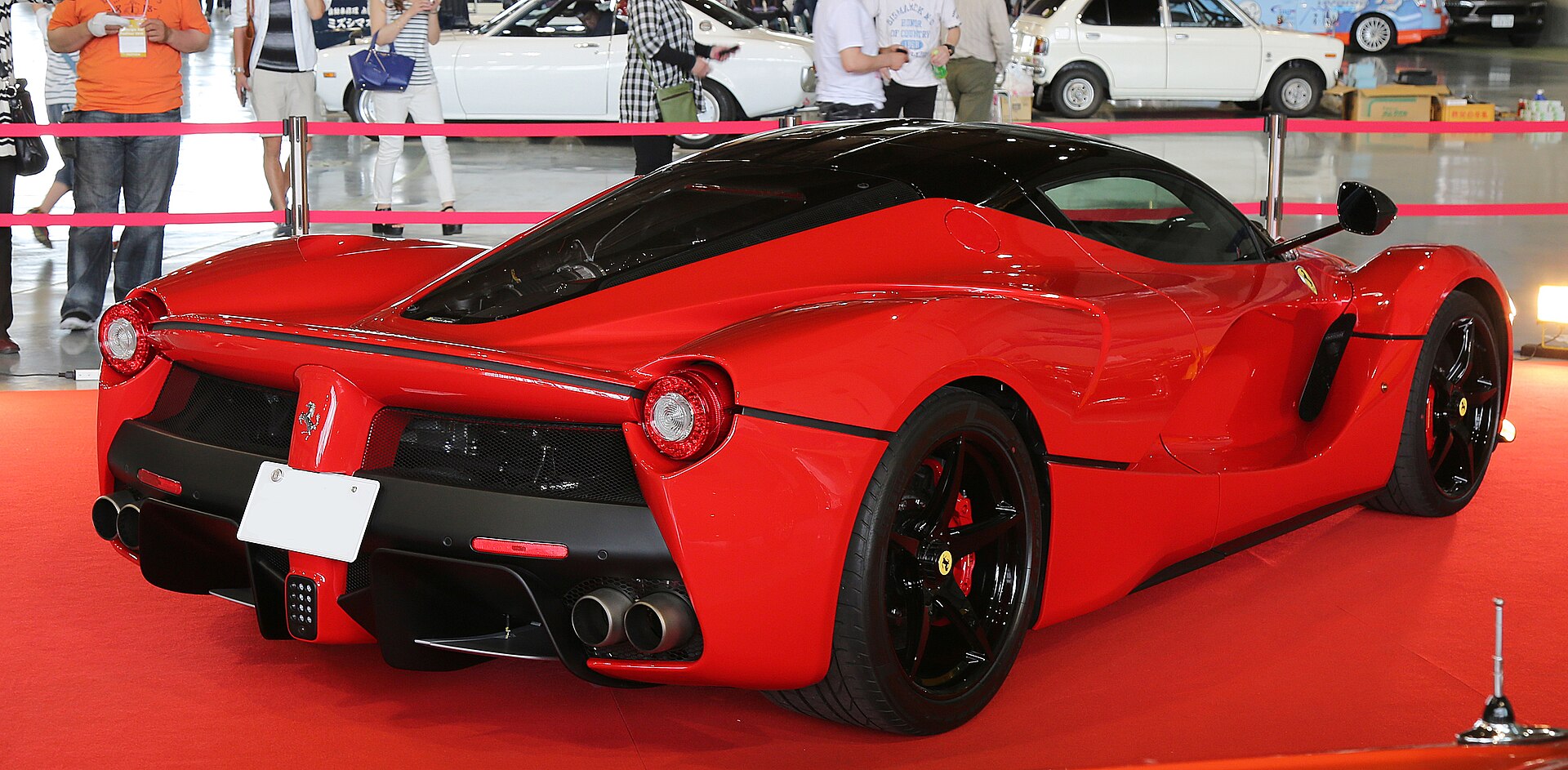 Ferrari LaFerrari rear view