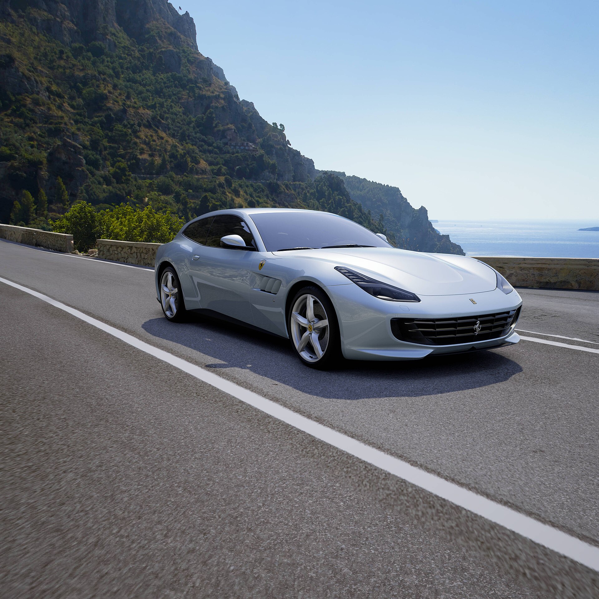 Ferrari GTC4Lusso T, exterior view