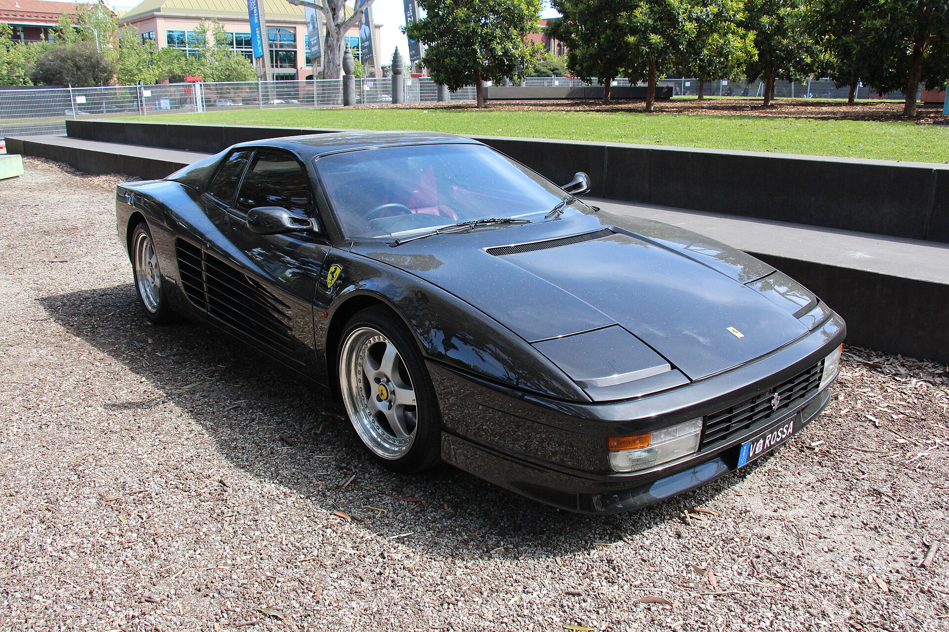 Ferrari Testarossa, front view