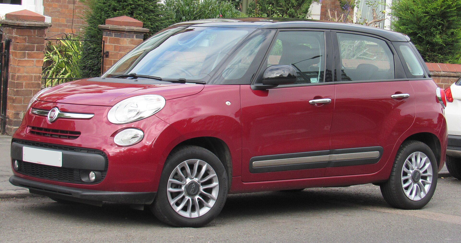 Fiat 500L: the Tall Family Car of the Fiat 500 Range, 2012-2022