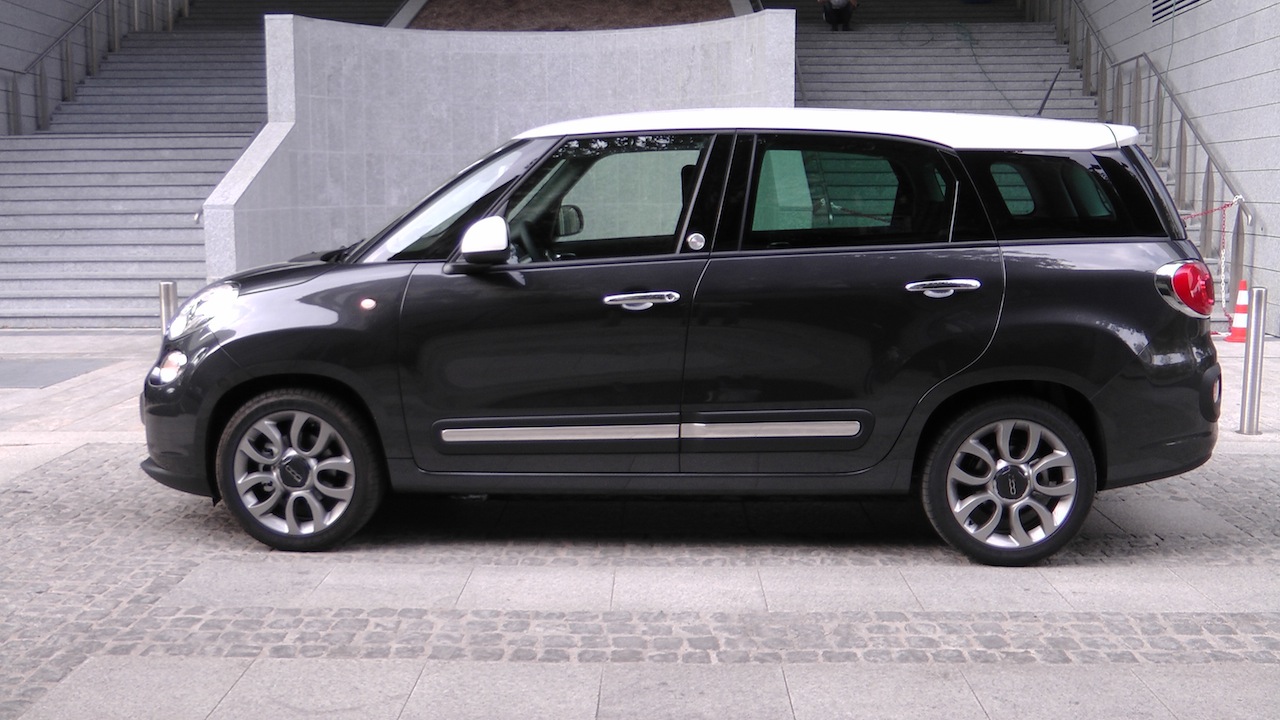 Fiat 500L Living seven-seat MPV