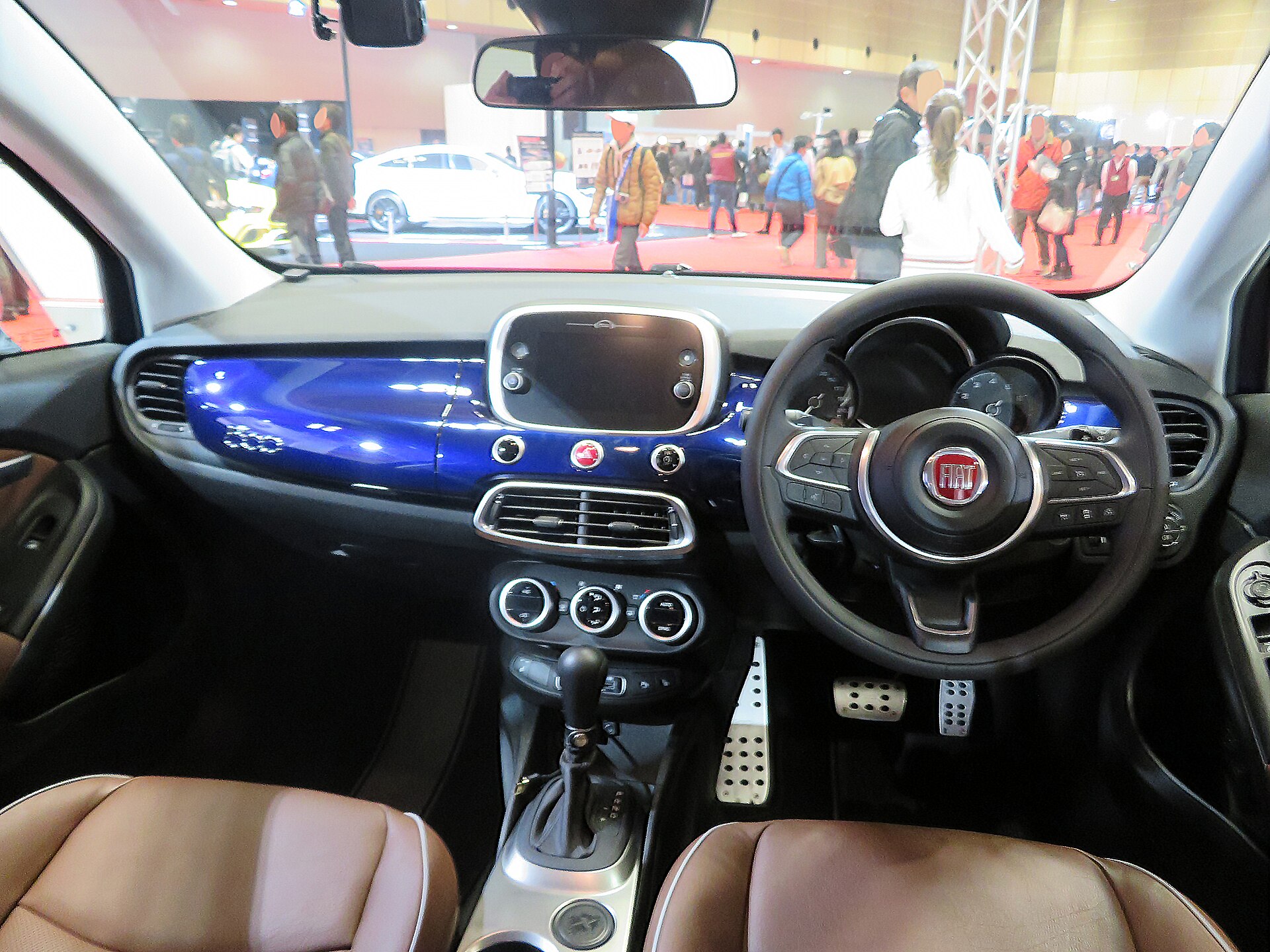 Fiat 500X Cross on display in Japan