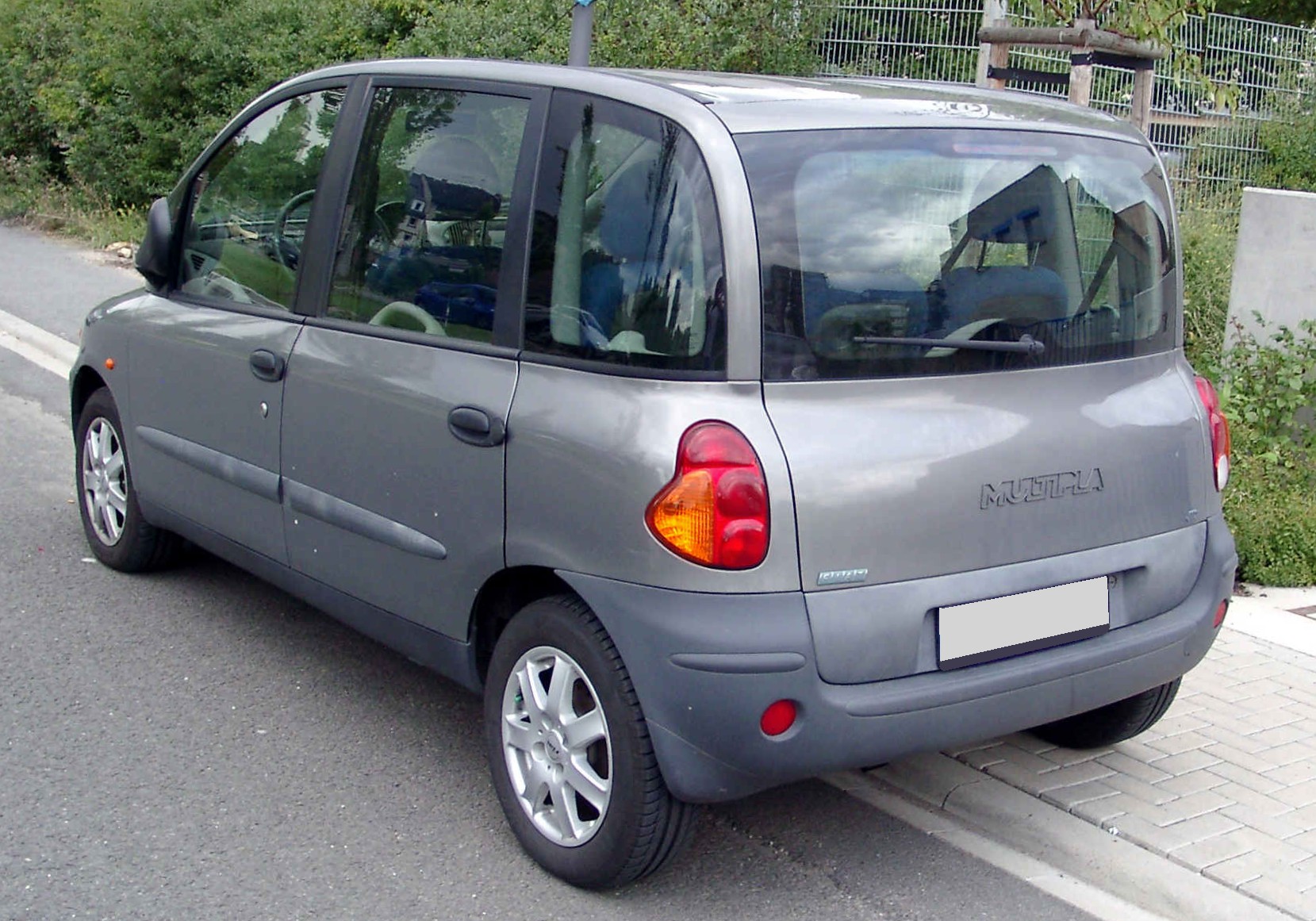 Rear of a Fiat Multipla