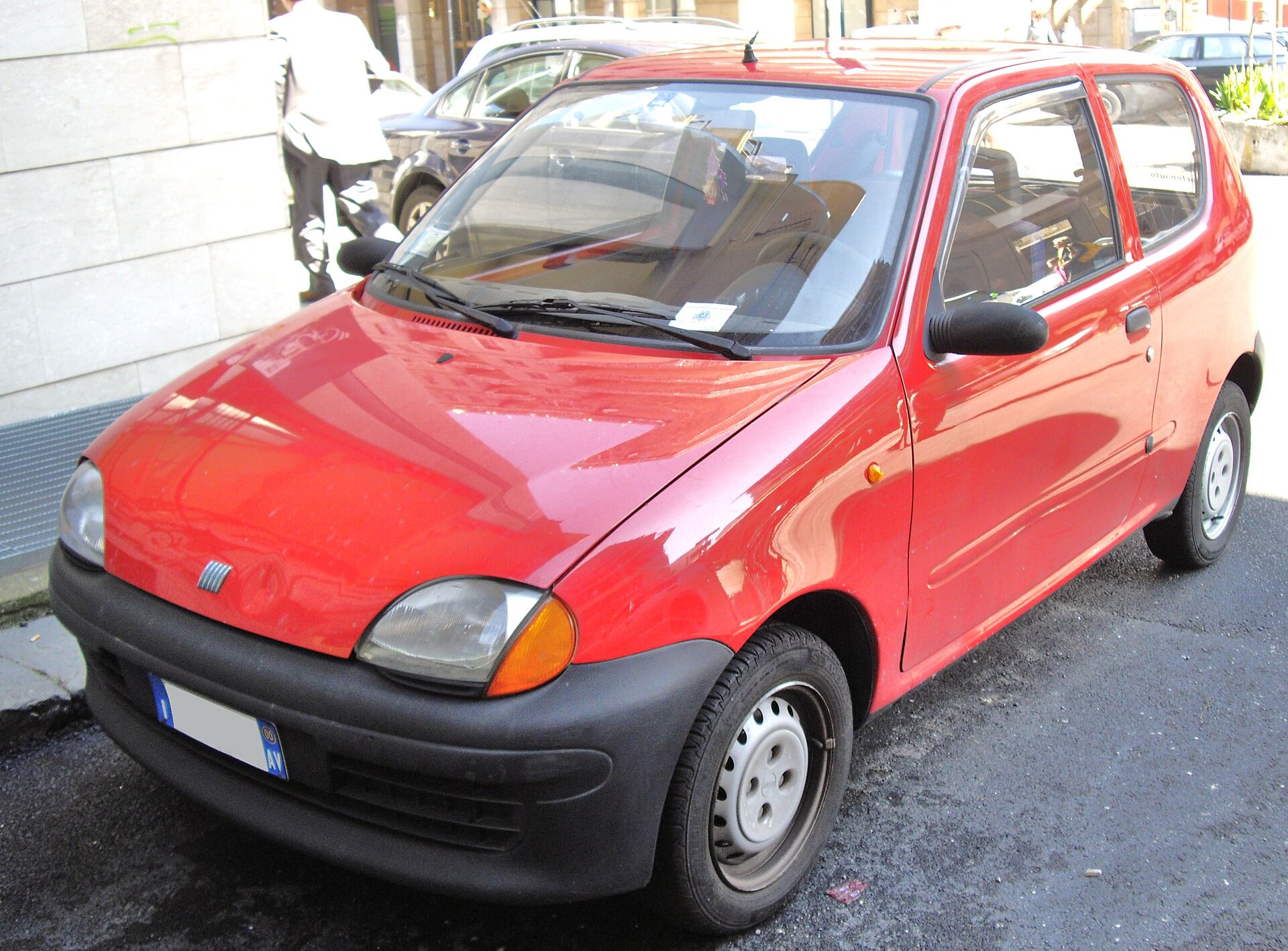 Red Fiat Seicento city car