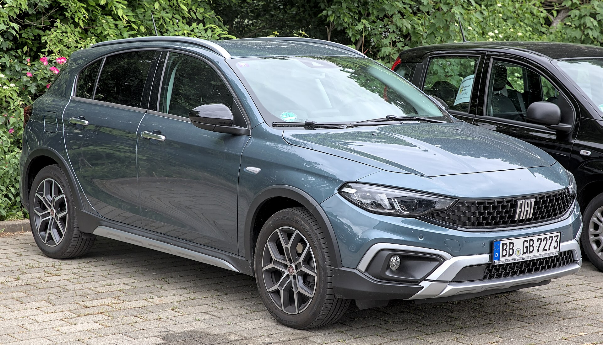 Fiat Tipo Cross hatchback, front three-quarter view