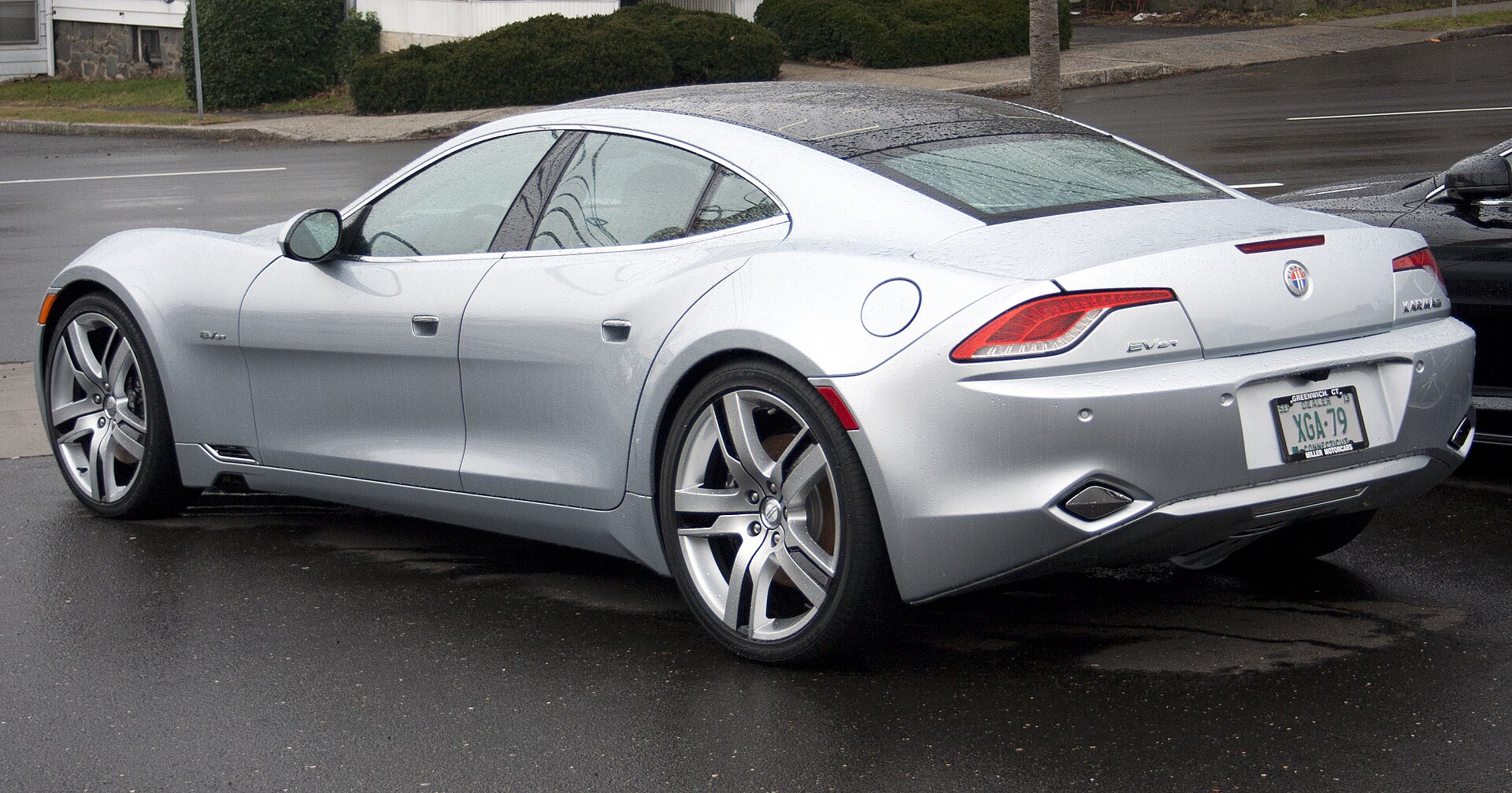 Fisker Karma four-door saloon, side view