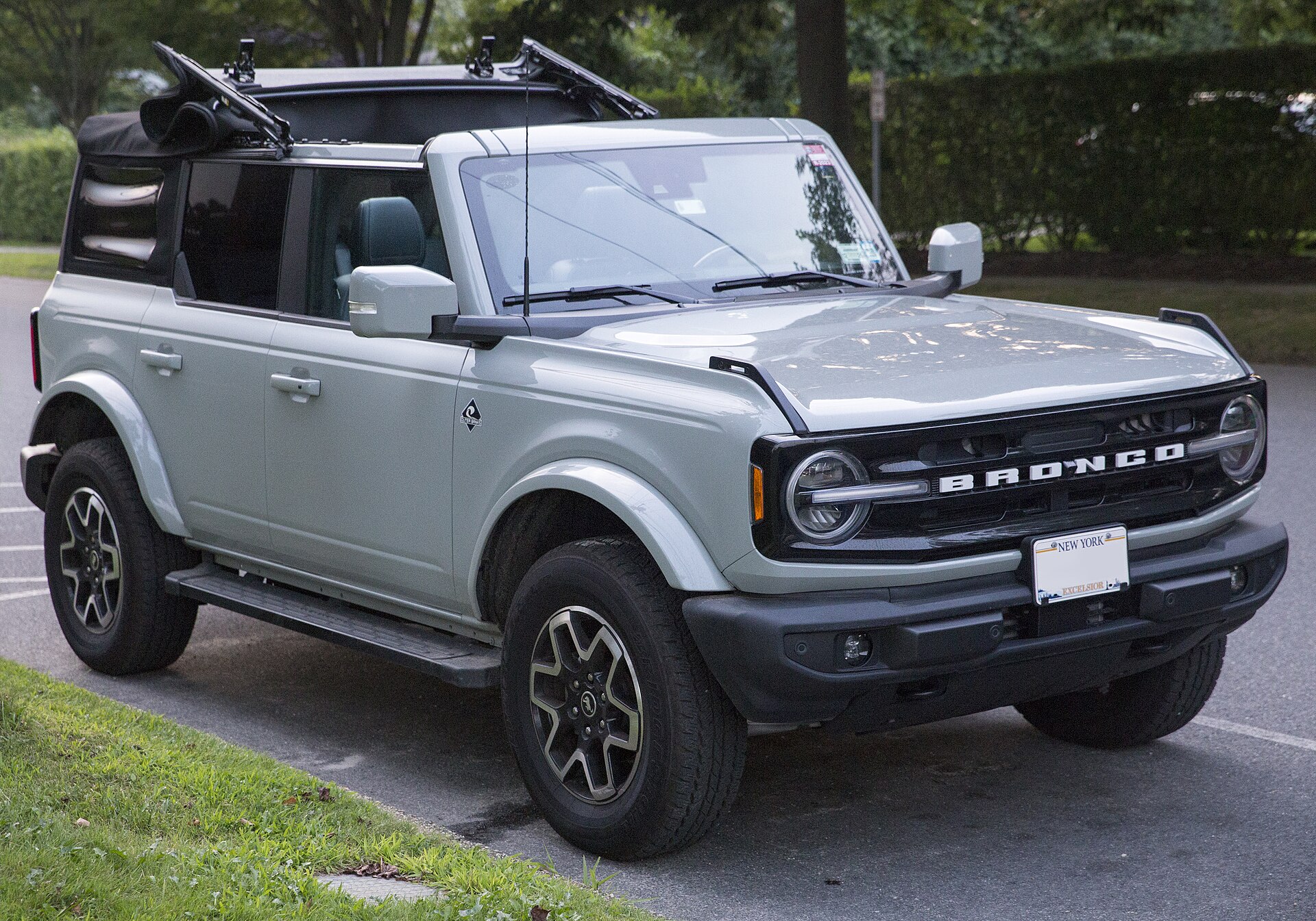 Ford Bronco