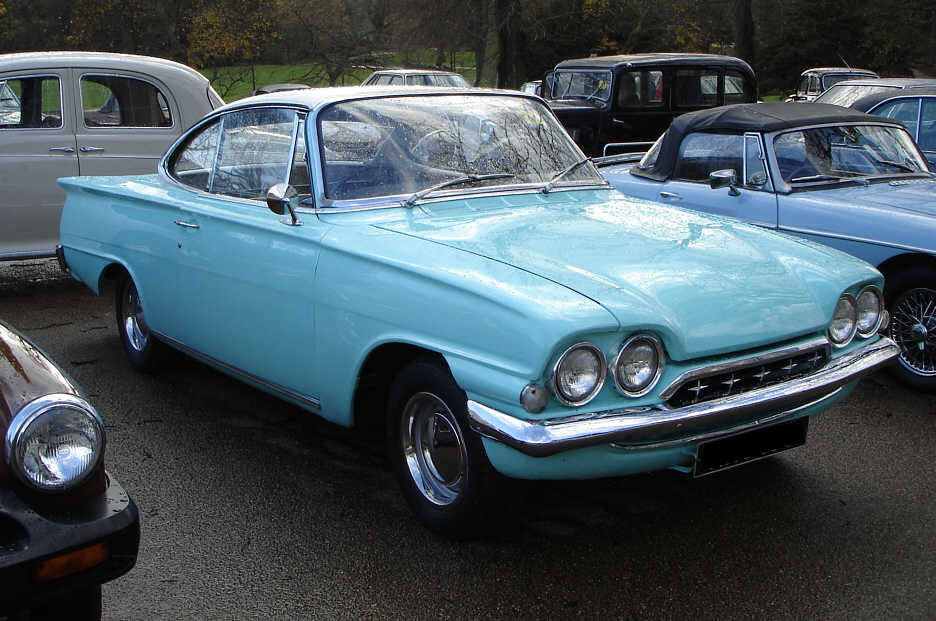 Ford Consul Capri coupé, side view