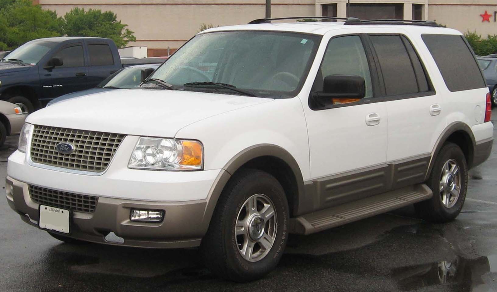 Ford Expedition second generation, front view