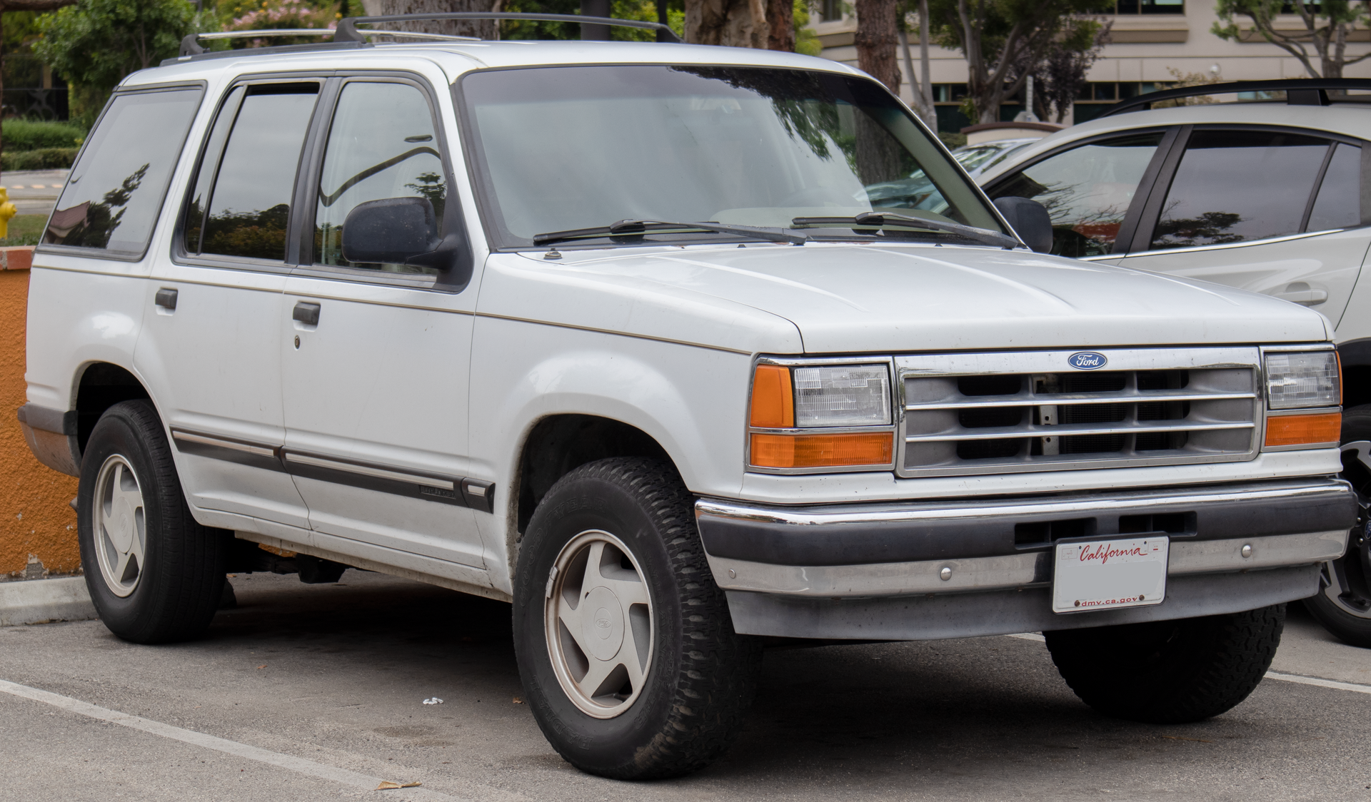 First-generation Ford Explorer, front three-quarter view