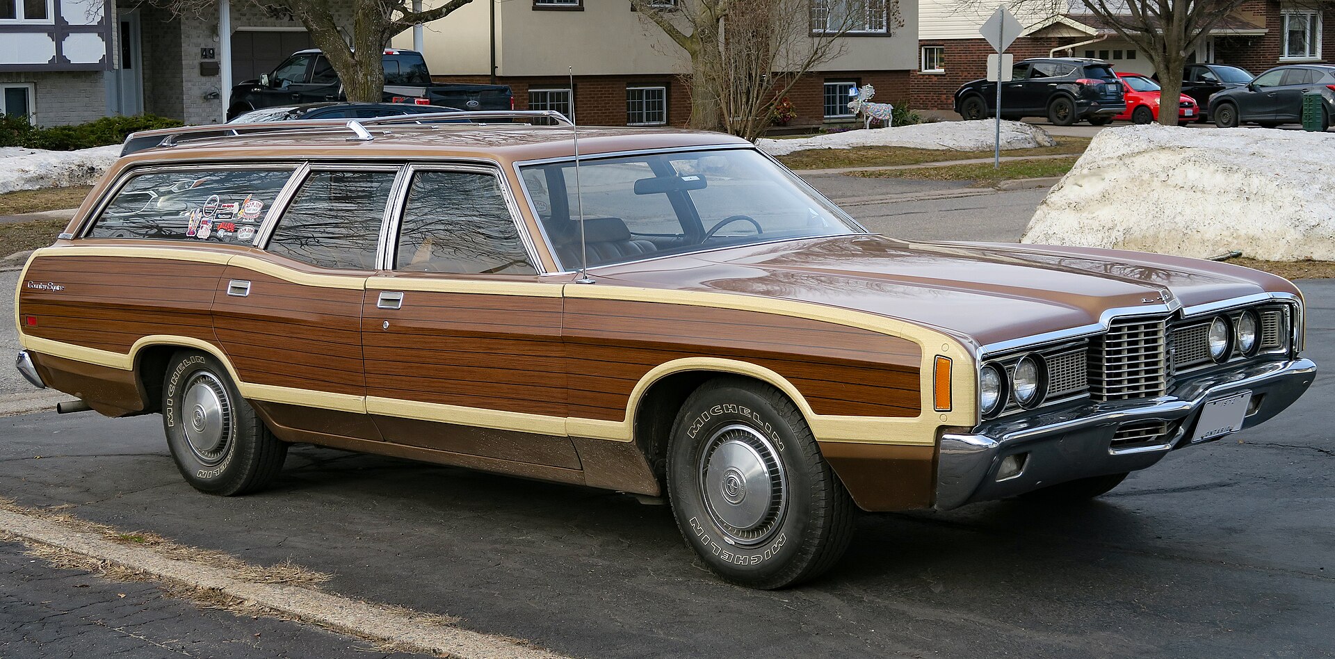1972 Ford LTD Country Squire wagon