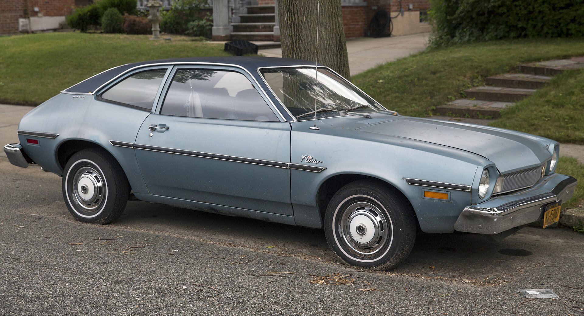 Blue 1975 Ford Pinto Runabout, front right view