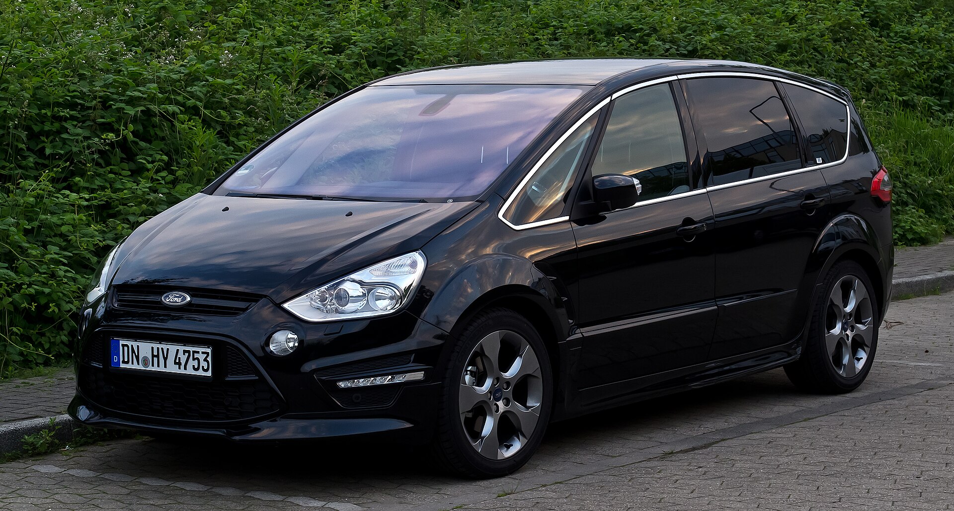 Ford S-Max Titanium S, first generation after the 2010 facelift