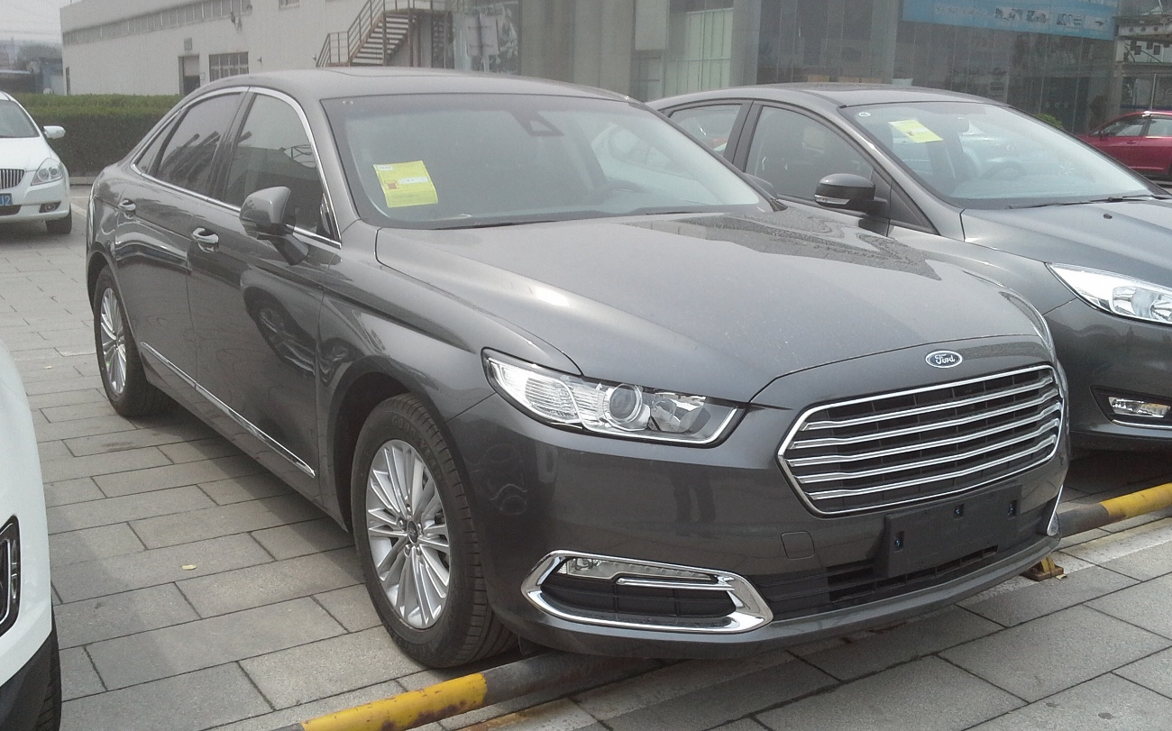 Long-wheelbase Ford Taurus built in China
