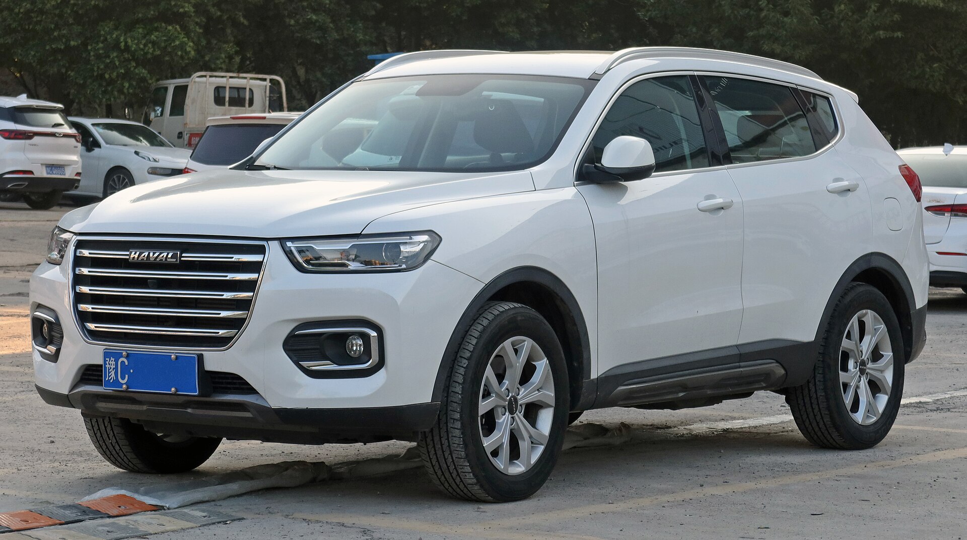 Haval H6 Red Label SUV from 2019, front view
