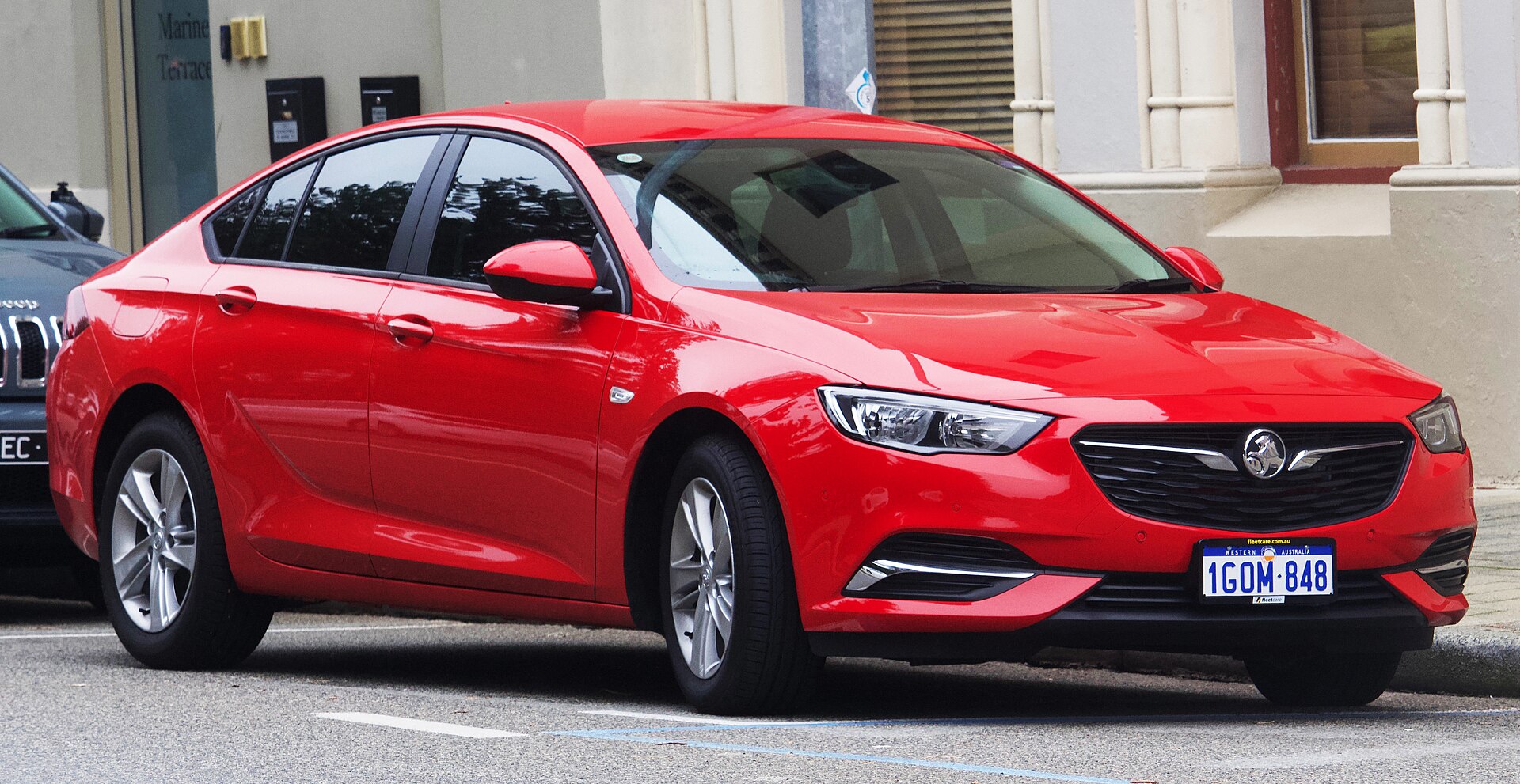 Holden ZB Commodore LT saloon from 2018, front view