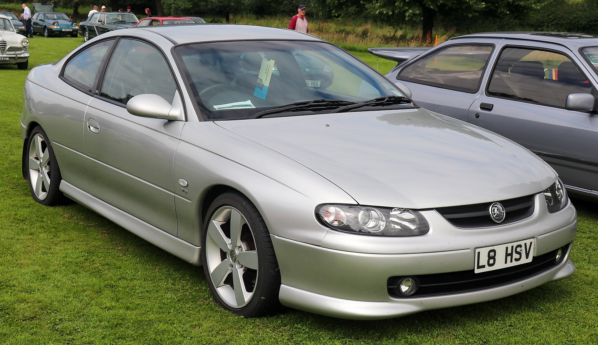 Vauxhall Monaro V8 coupé, front view