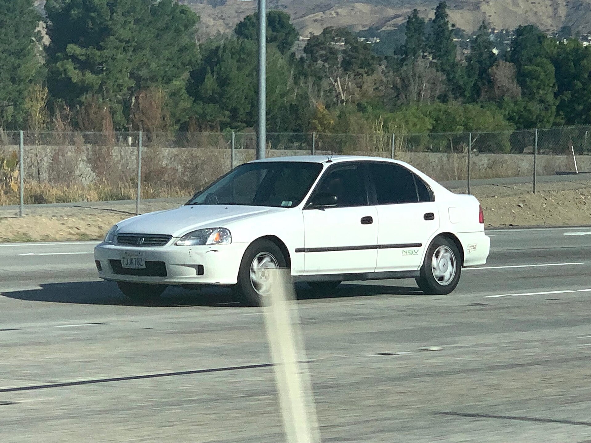 Honda Civic GX saloon of 1999, front three-quarter view