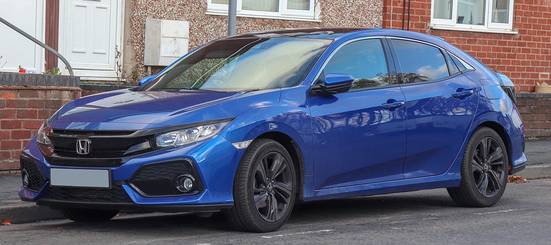 Honda Civic tenth generation hatchback, front view