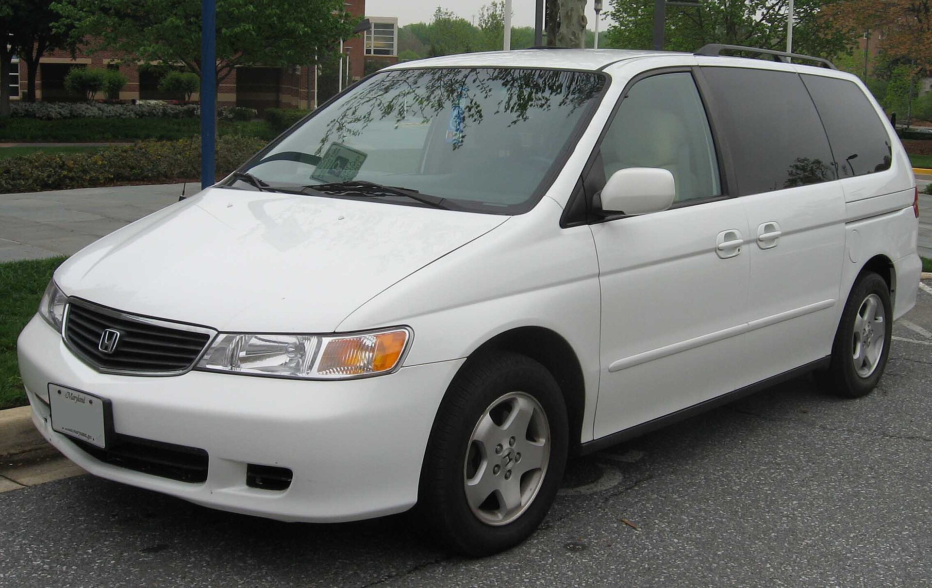 Honda Odyssey 1999-2001, front view