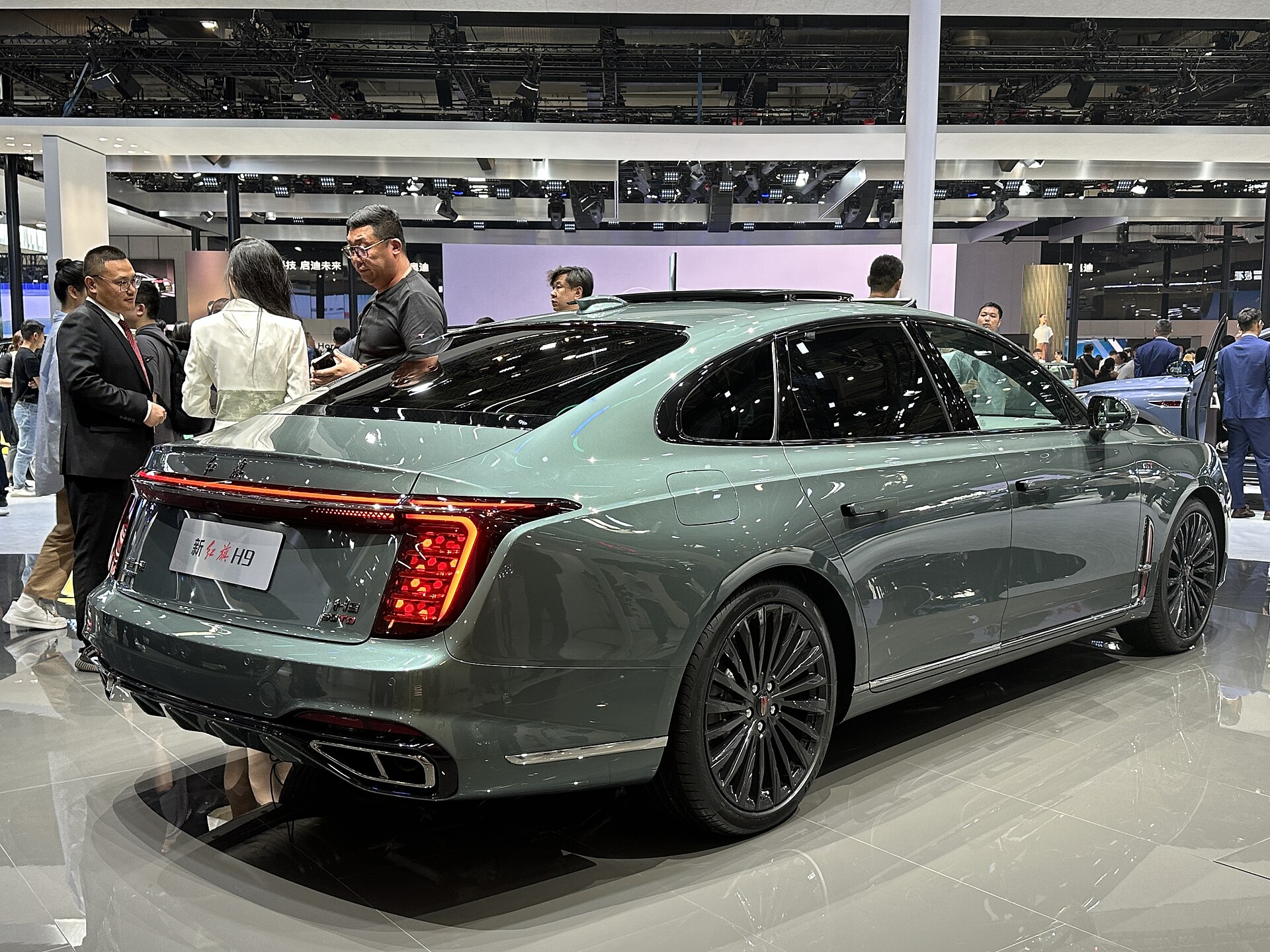 Facelifted Hongqi H9, rear view