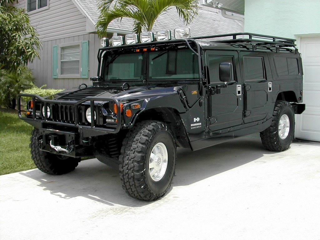 Hummer H1 Alpha wagon, side view