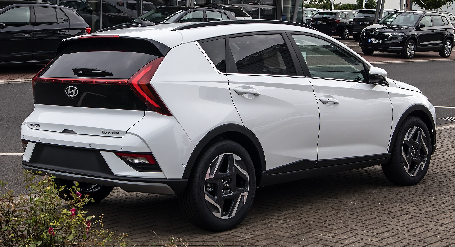 Hyundai Bayon facelift, rear three-quarter view
