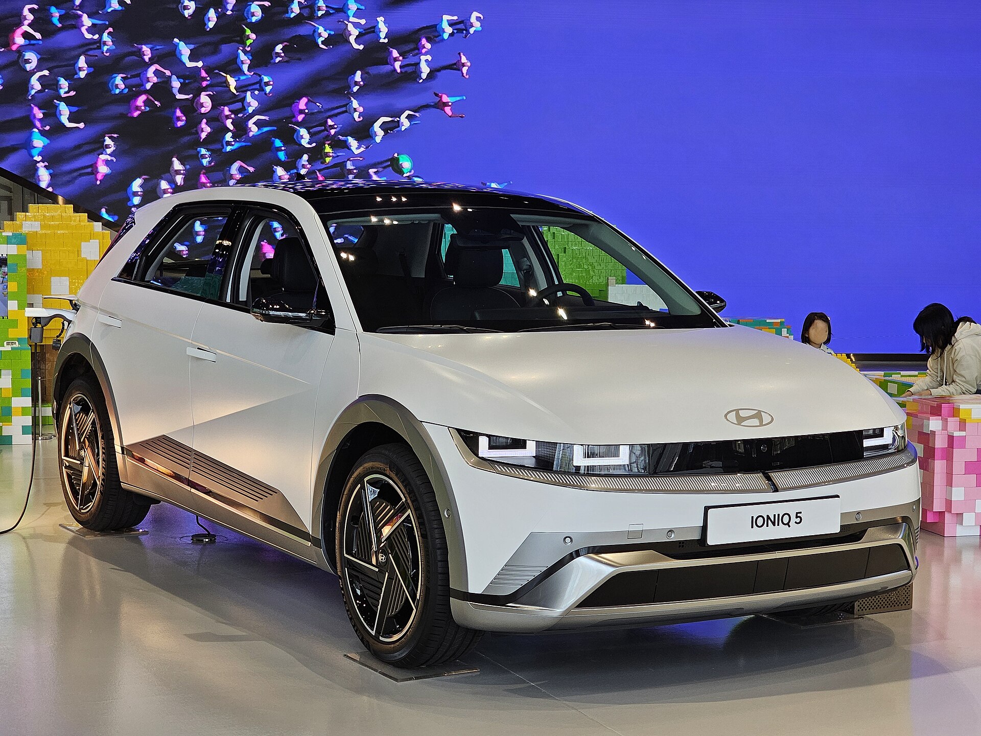 Facelifted Hyundai Ioniq 5 in matte white