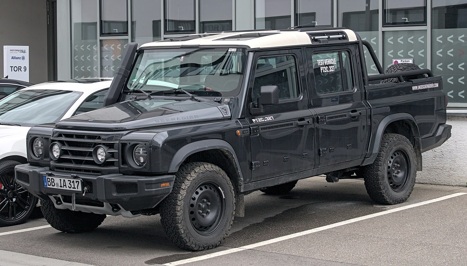 Ineos Grenadier Quartermaster pickup, side view