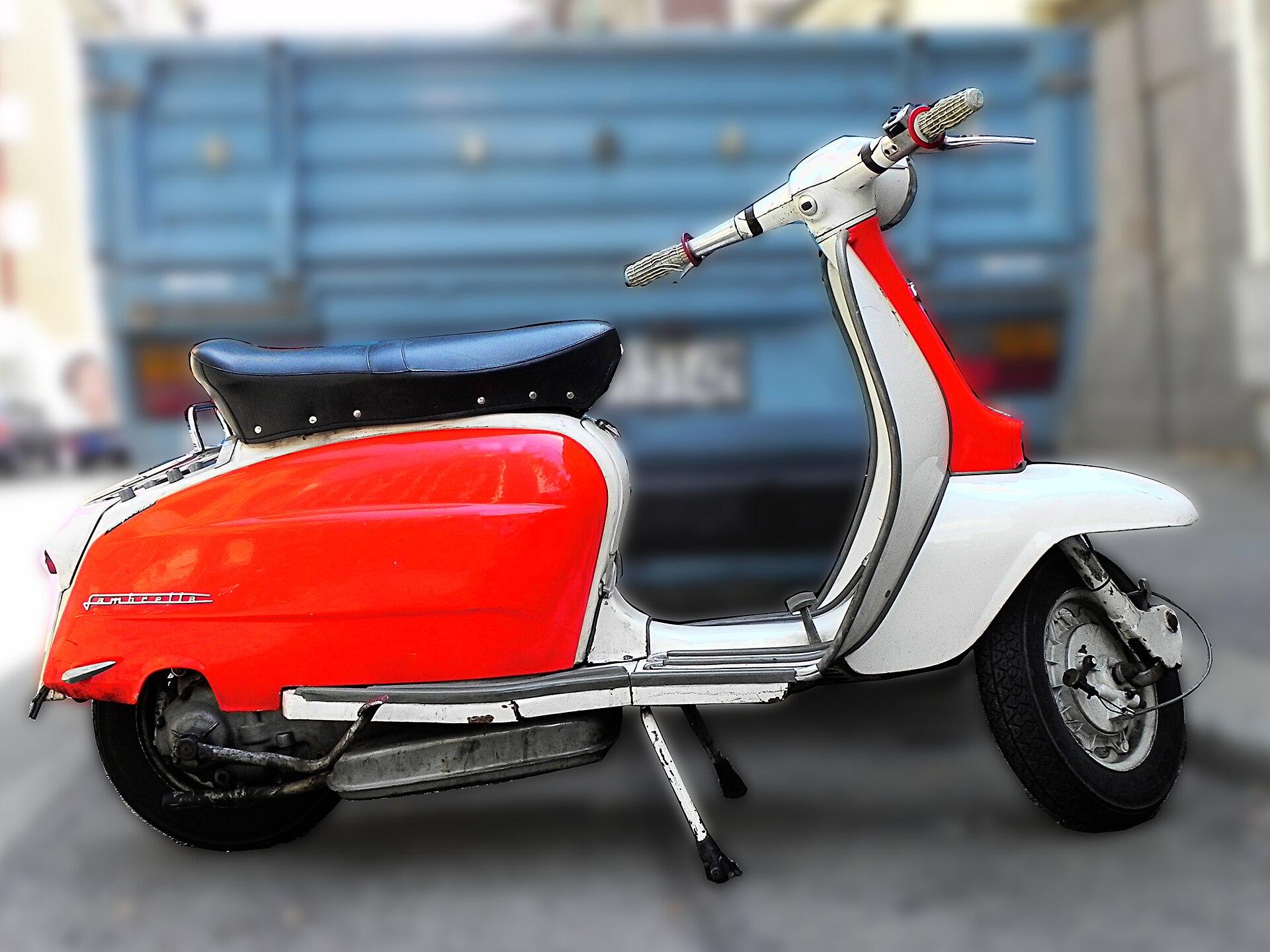 Lambretta 125 motor scooter
