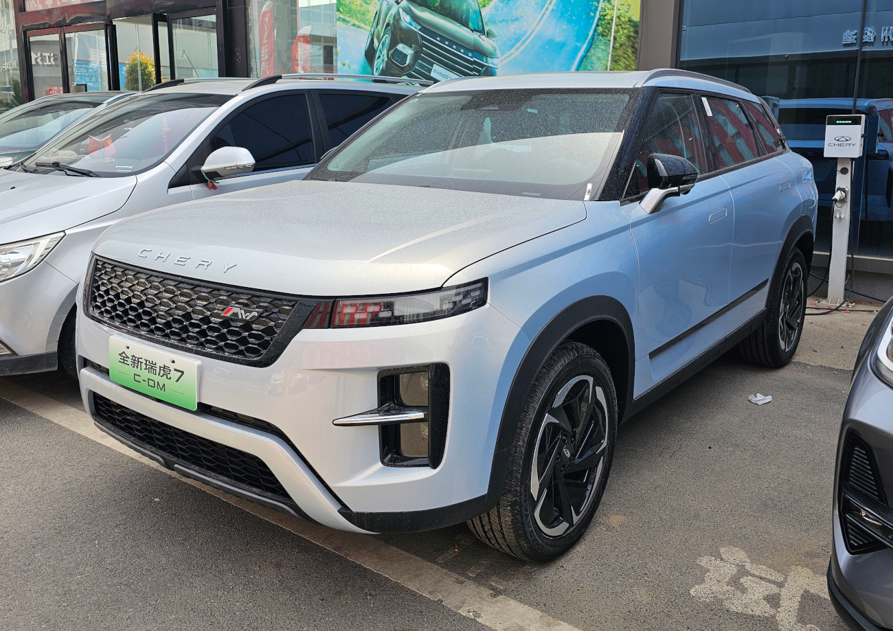 Chery Tiggo 7 C-DM plug-in hybrid, exterior view