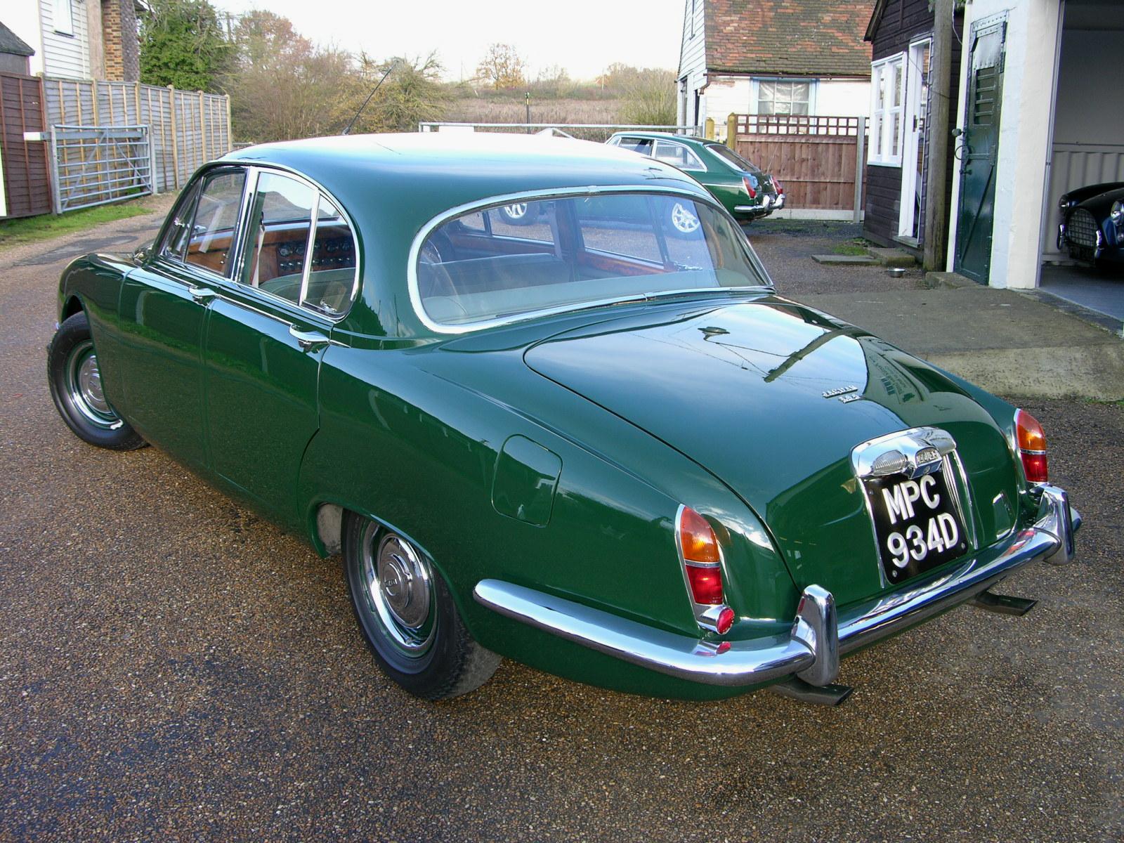 1966 Jaguar S-Type 3.8 saloon