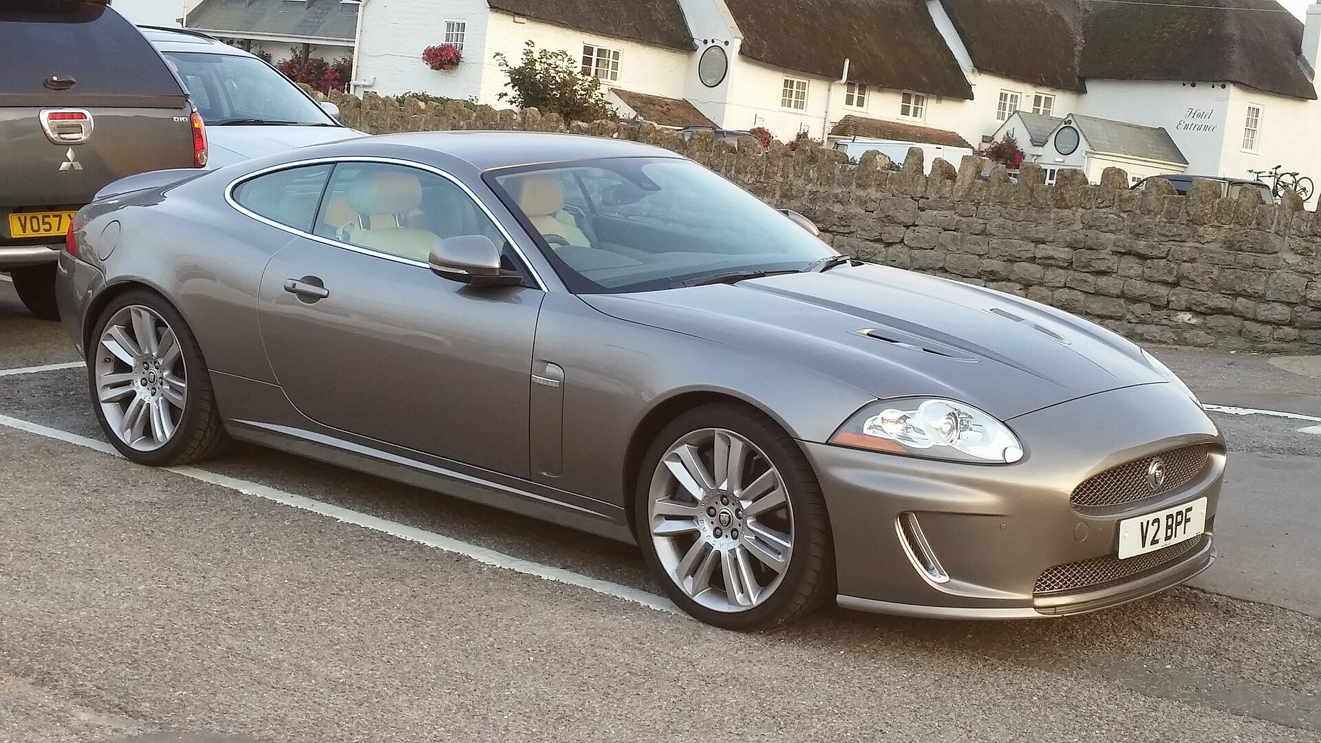Jaguar XKR coupé from 2009