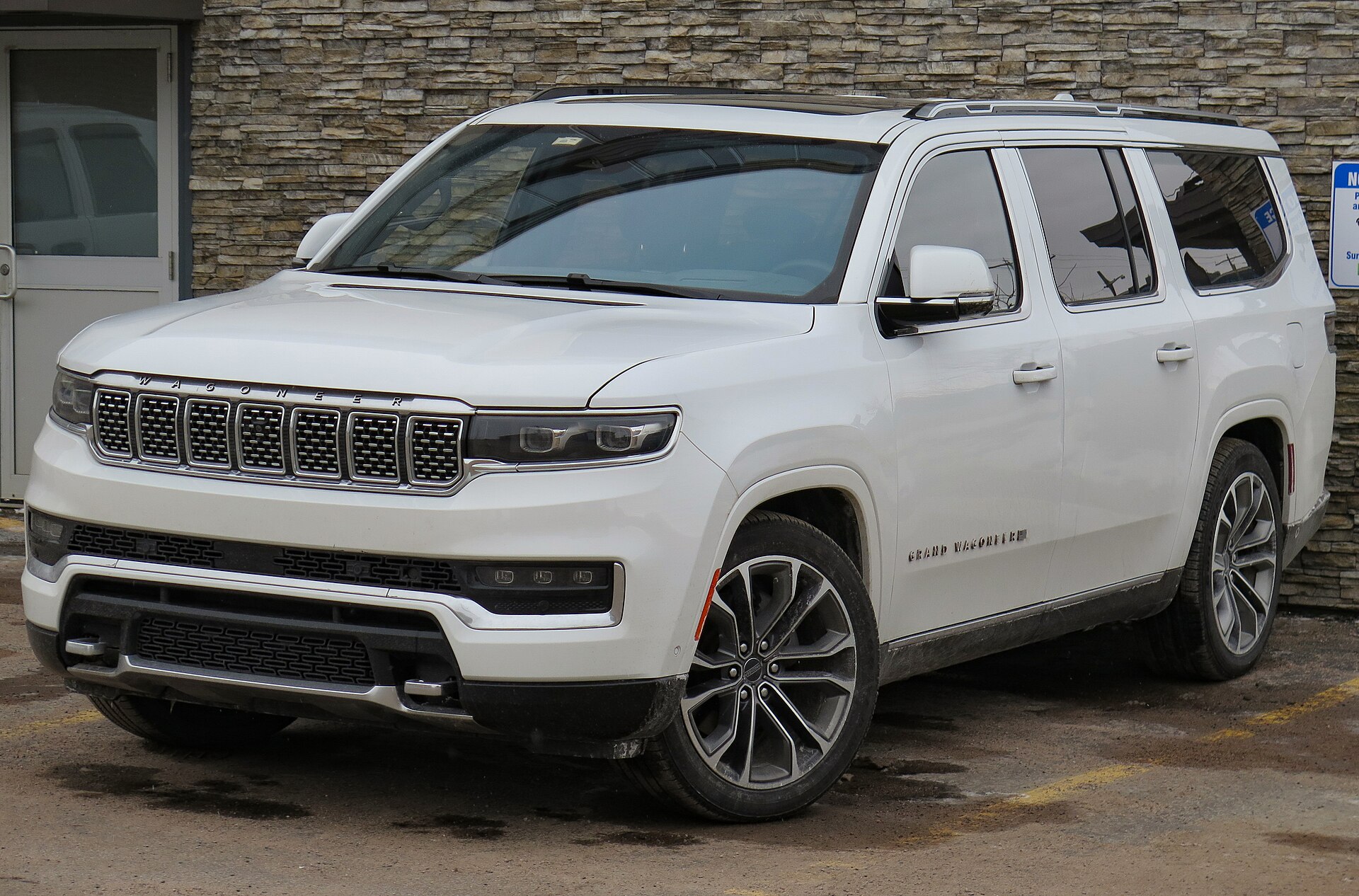Jeep Grand Wagoneer L, front three-quarter view