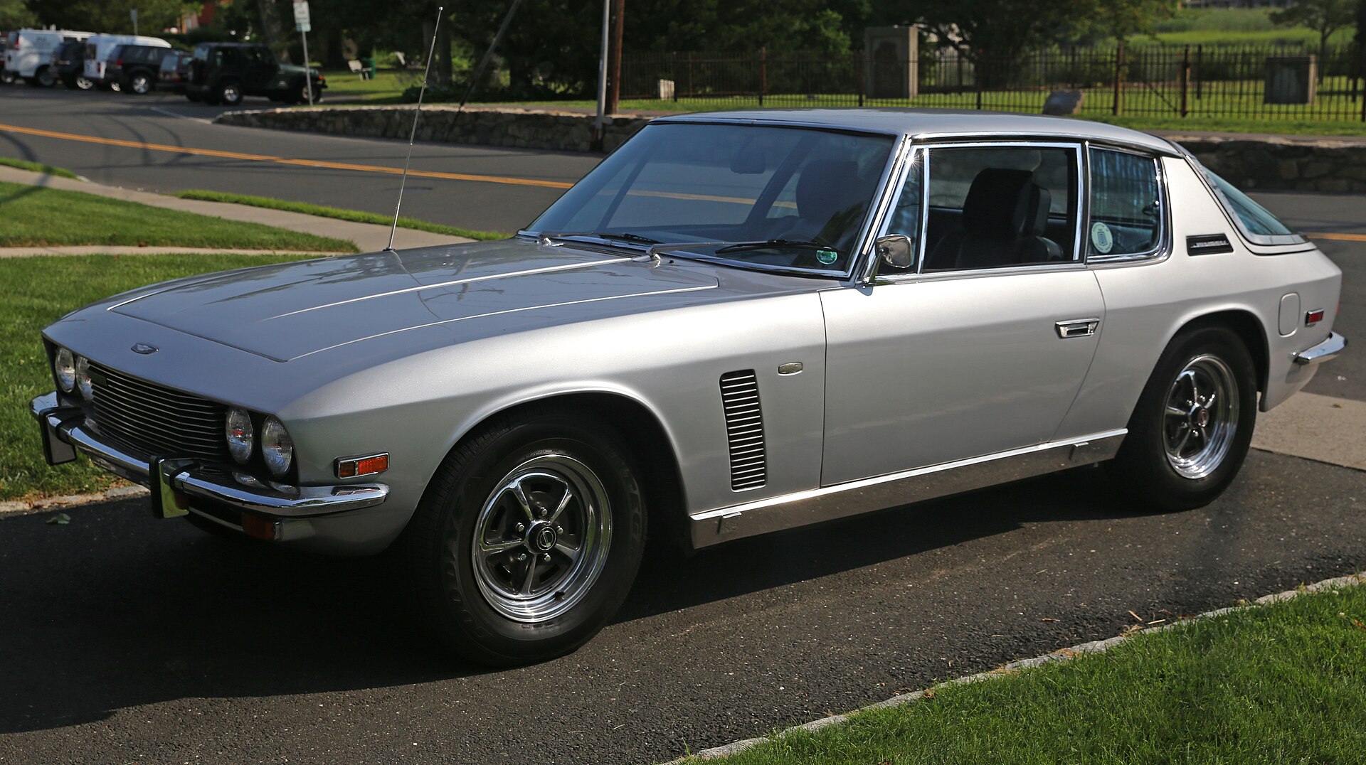 Jensen — West Bromwich's V8 grand tourers, from the 541 to the FF