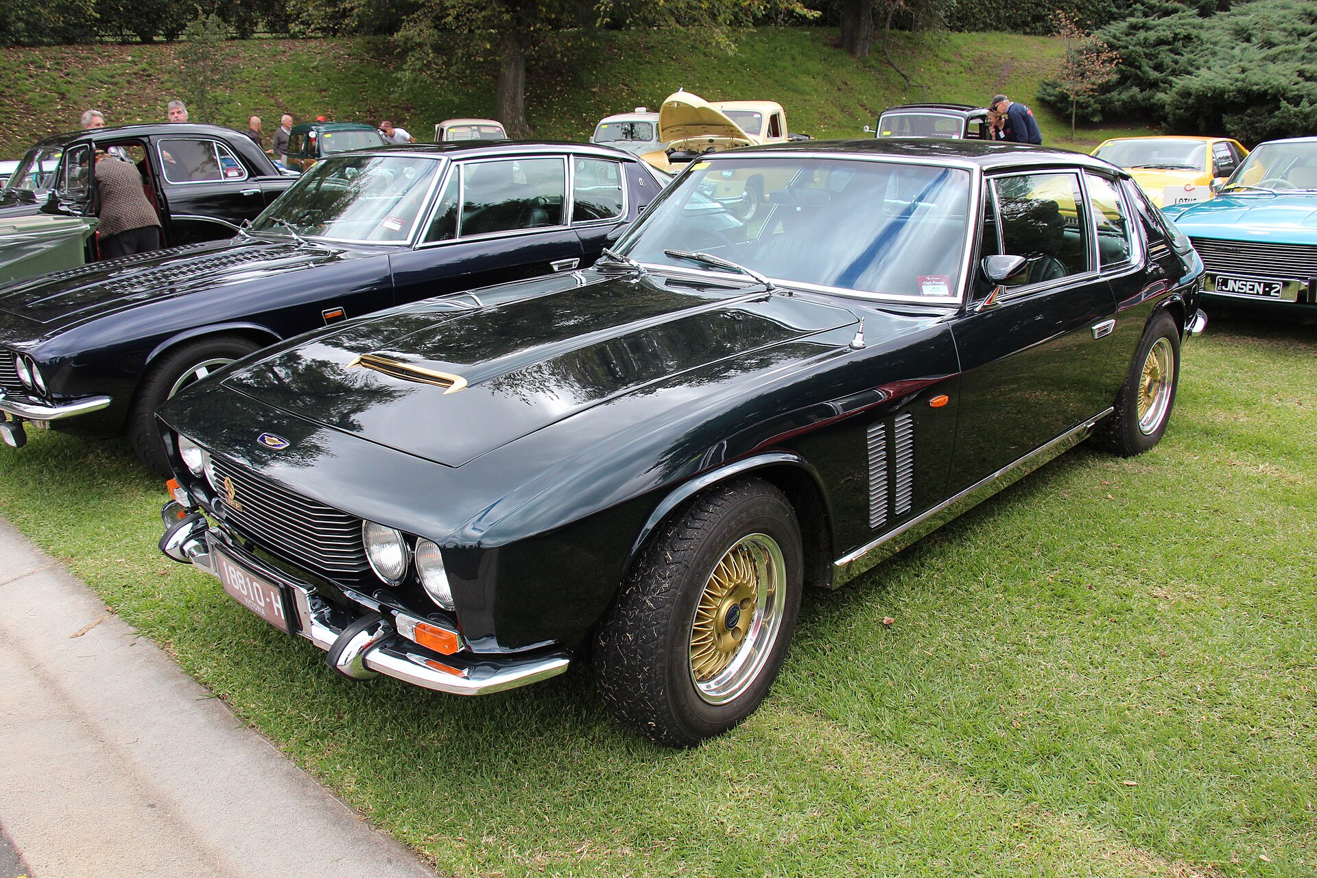 Jensen FF Mk I, rear three-quarter view