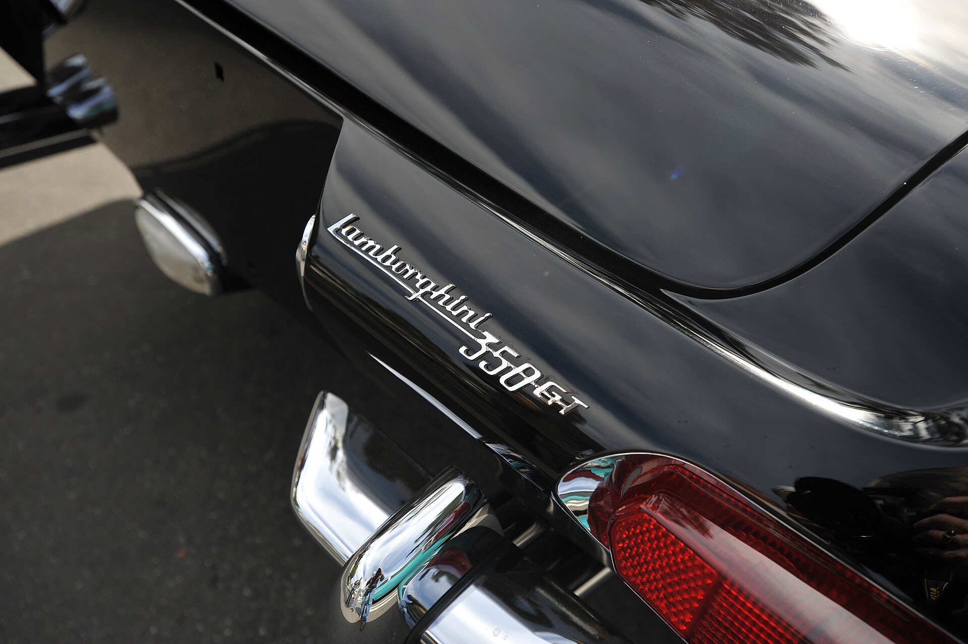 Lamborghini 350 GT rear view