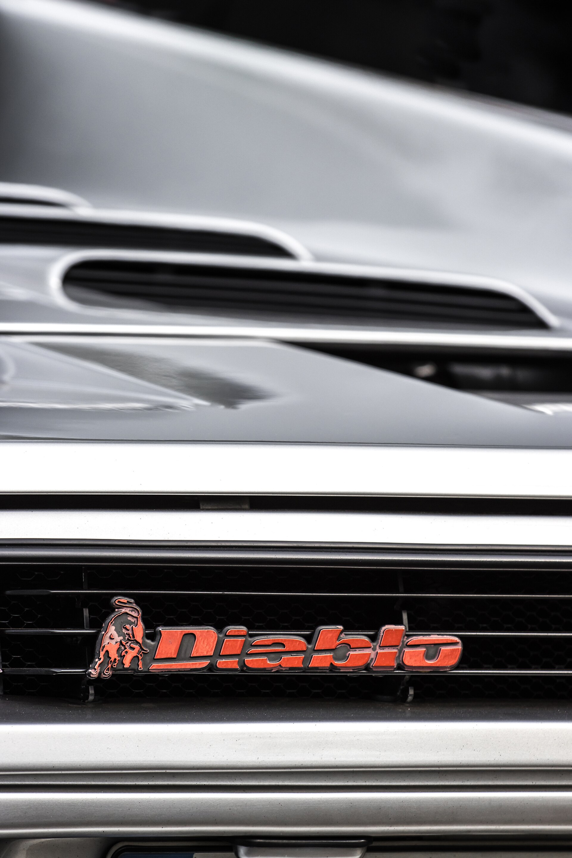 Lamborghini Diablo rear badge