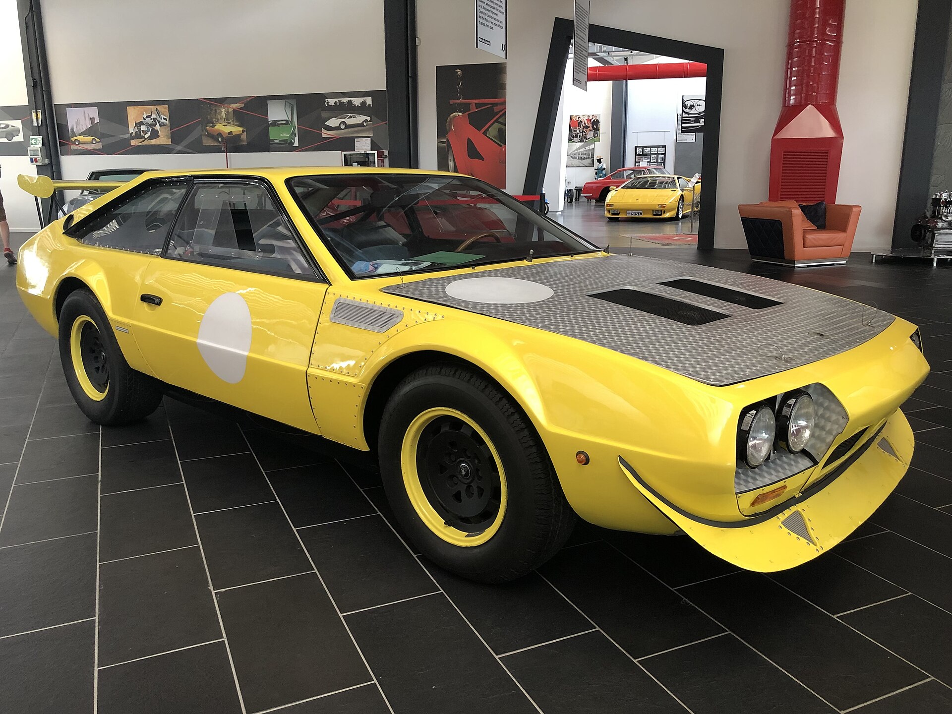Modified Lamborghini Jarama, front view