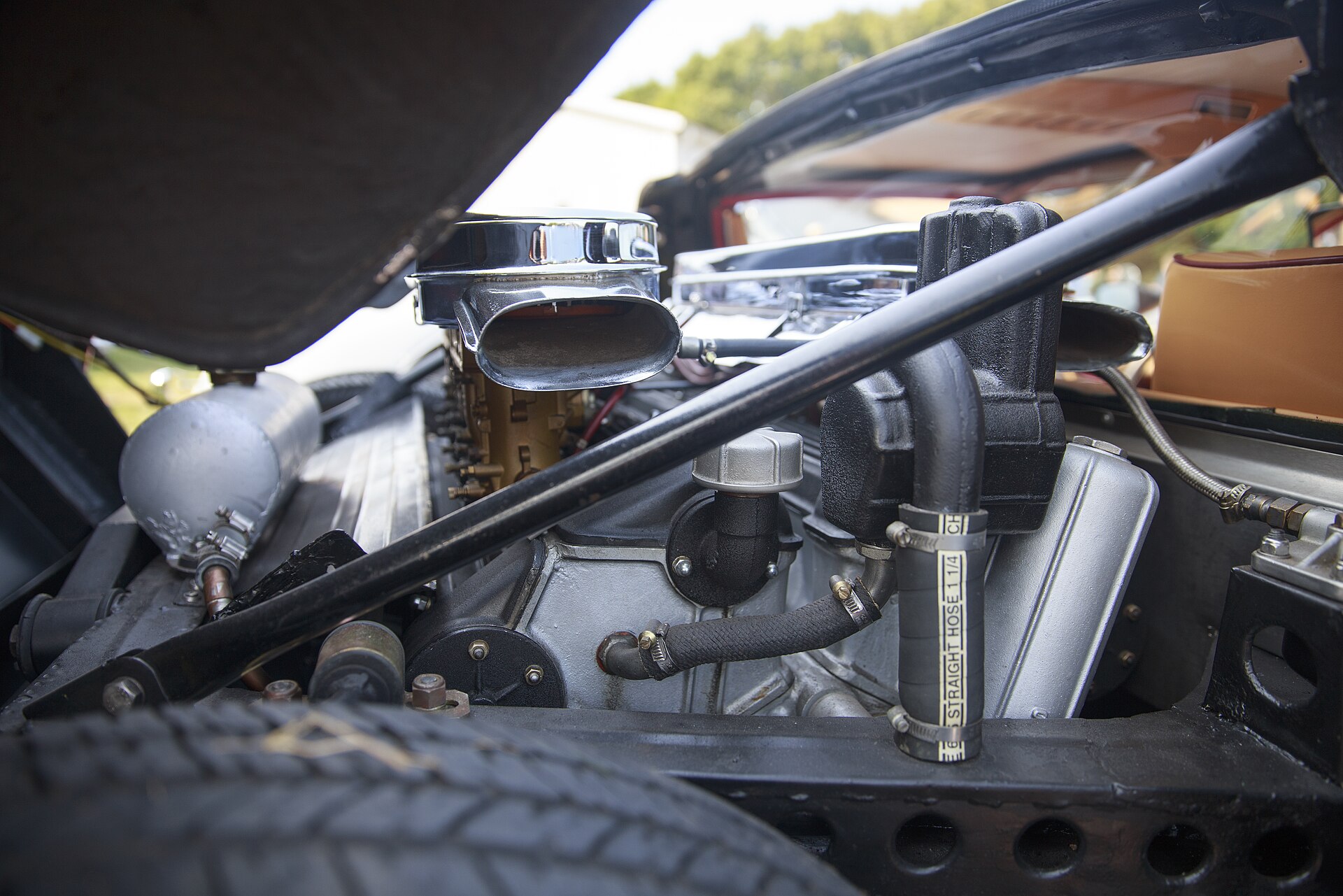 Lamborghini Miura P400 S V12 engine, right side