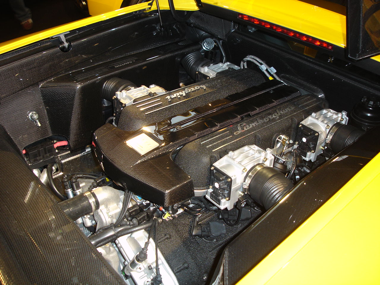 Lamborghini Murciélago LP 640 V12 engine